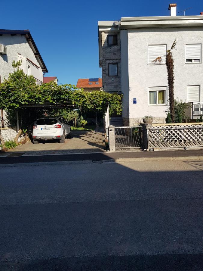 Zino Appartement Umag Buitenkant foto