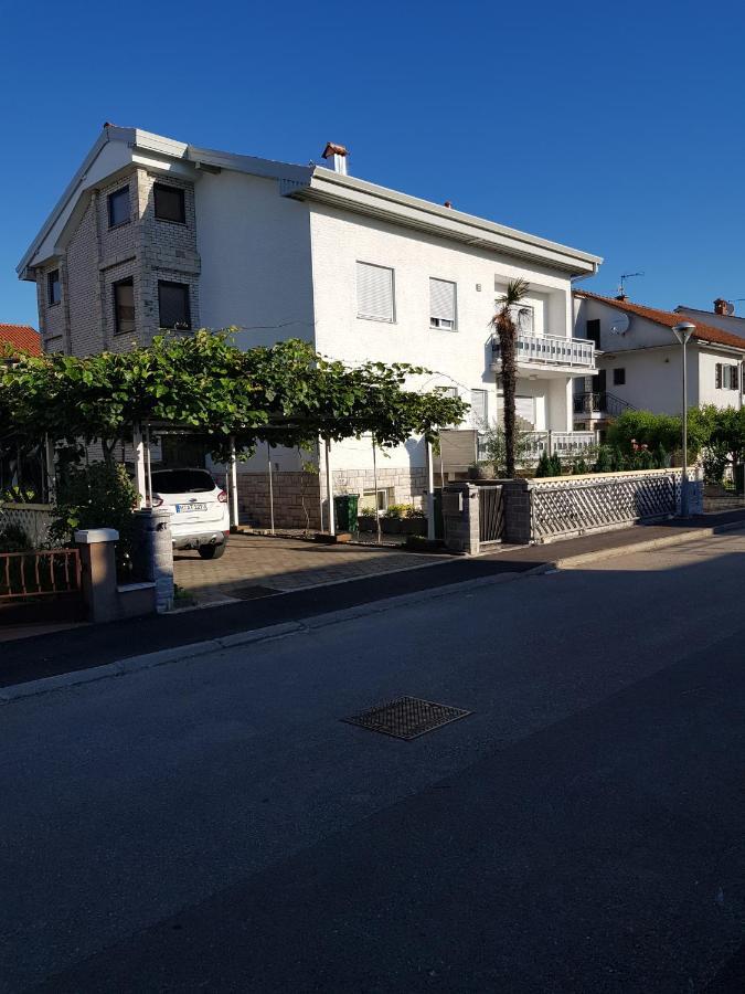 Zino Appartement Umag Buitenkant foto